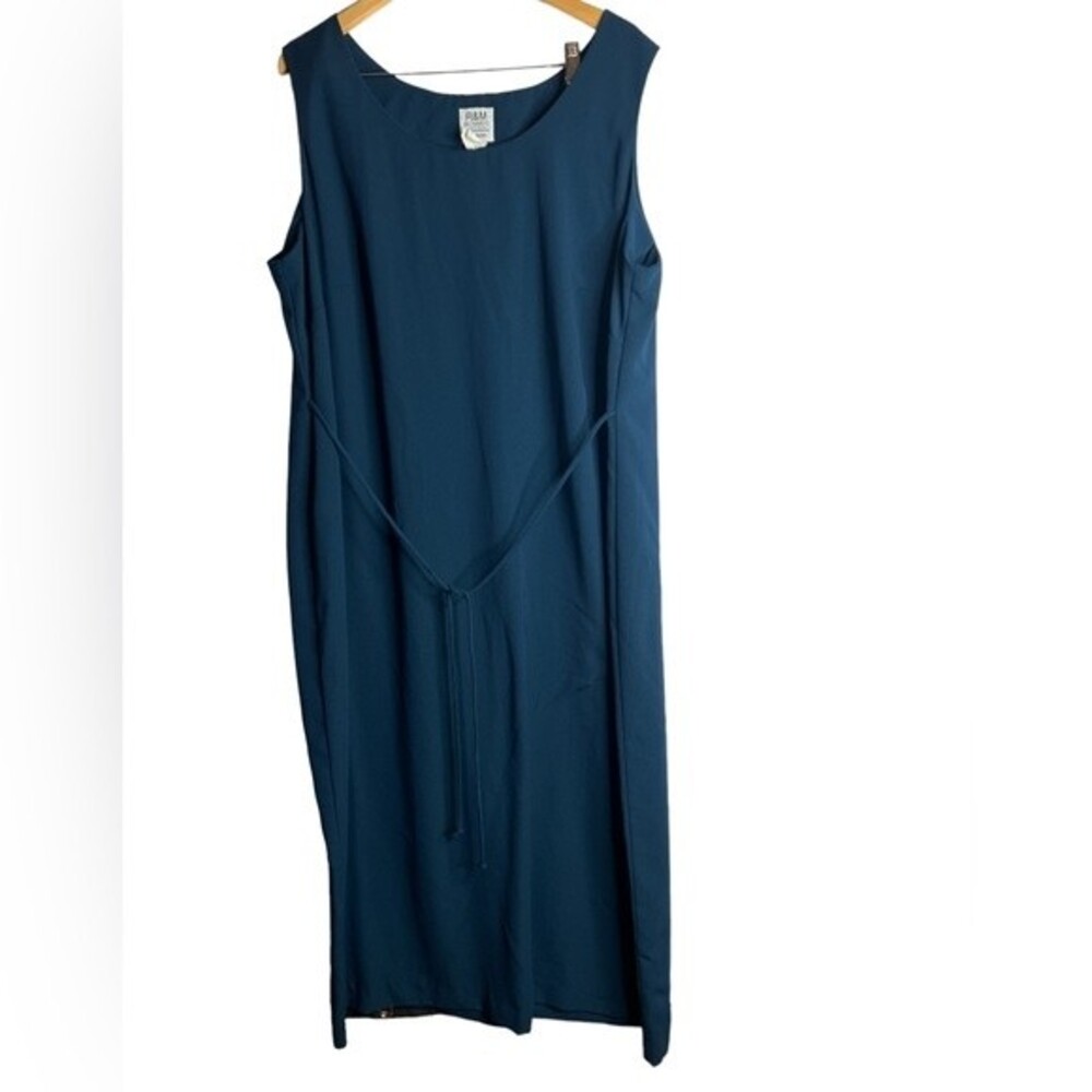 R & M Richards by Karen Kwong Size 24W Color Blue